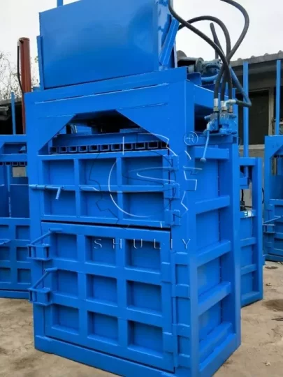 vertical baling machine