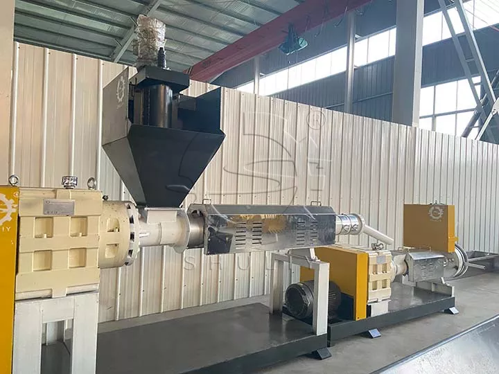 plastic granulator