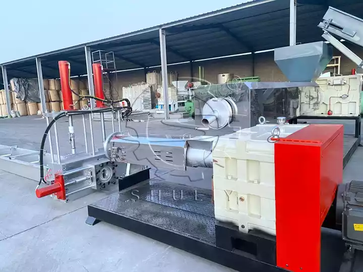 plastic granule extruder