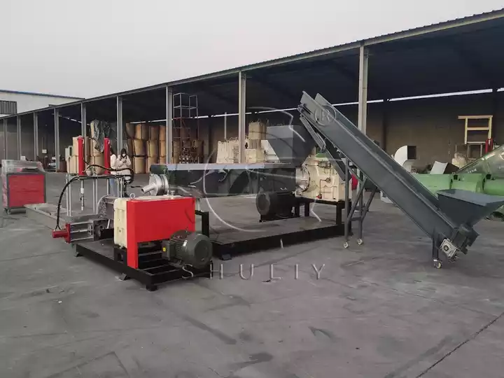 waste plastic recycling pelletizing line