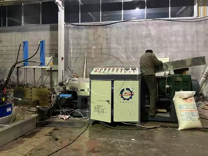 plastic recycling granulator machines