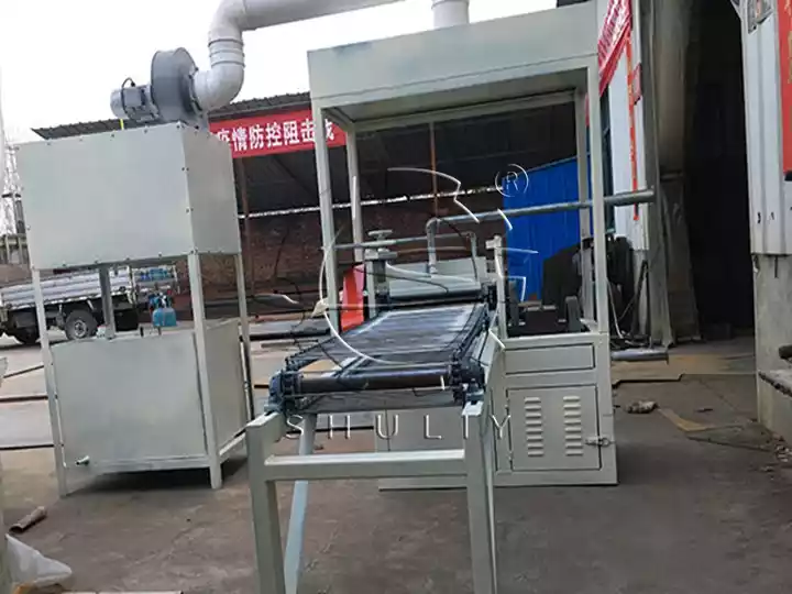 Aluminum-plastic plate fire-baking separator