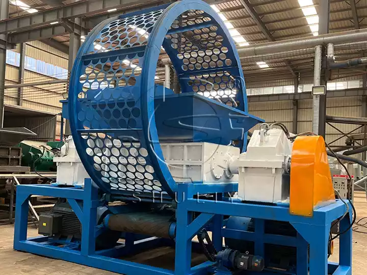 scrap tire shredding machine