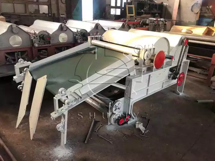 纺织纤维开松清理机