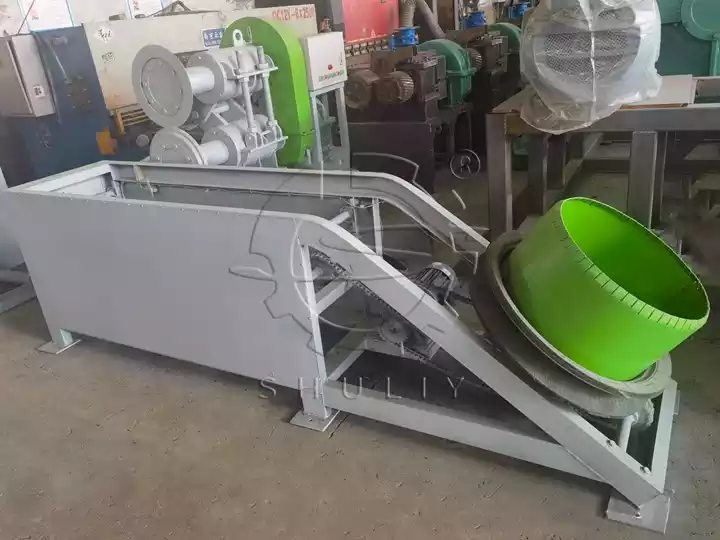 slide-type tire cutting machine
