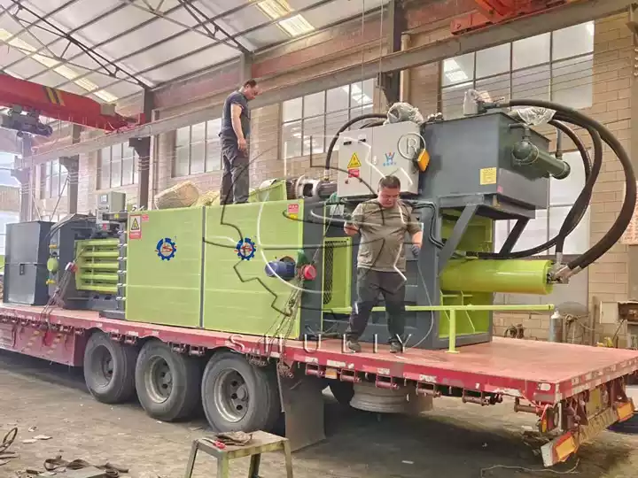 horizontal hydraulic baler machine