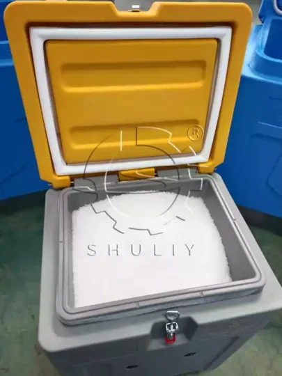 dry ice PU insulated container