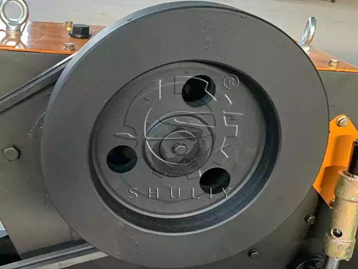 heavy‑duty enlarged flywheel for steel bar cutter