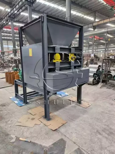 cans flattening recycling machine